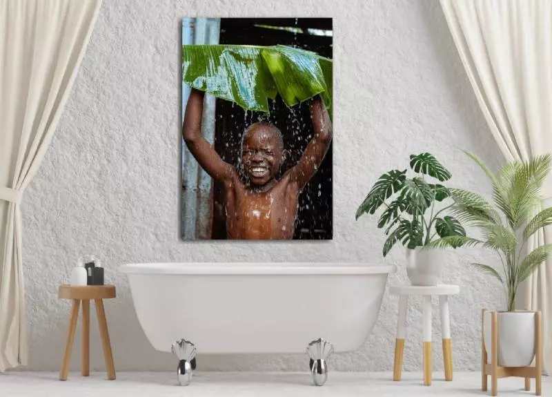 Inspiratie badkamer met wanddecoratie 'Better late than never' op aluminium